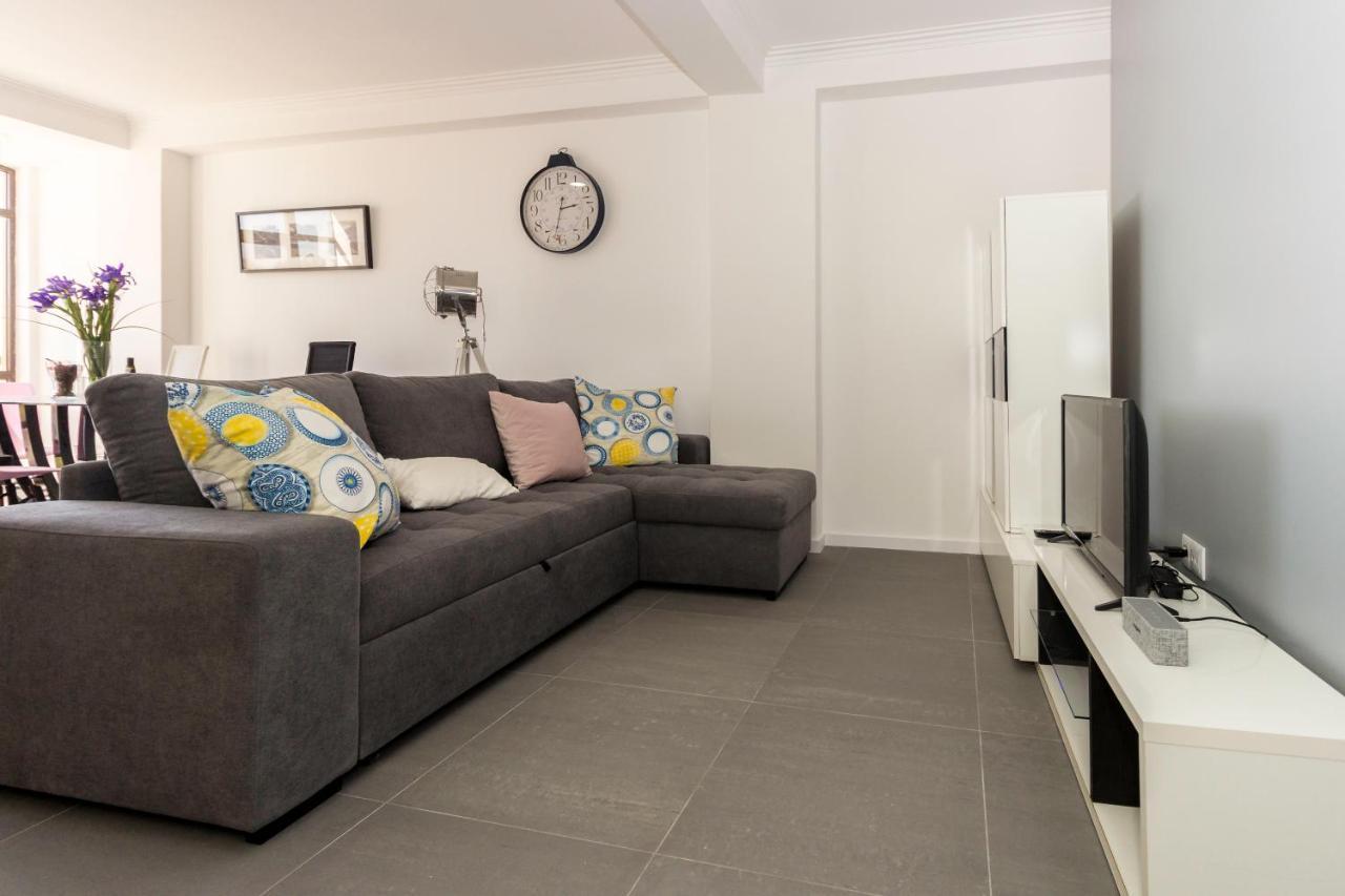 Guest H4u - Povoa Seaside Apartment *
