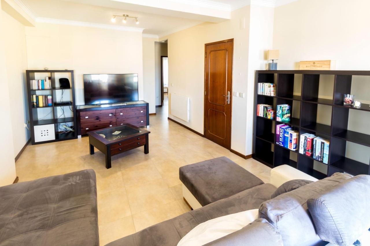 Guest H4u - Povoa Seaside Apartment
